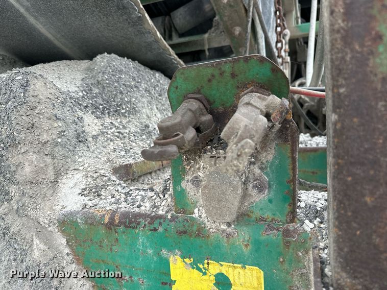 image for item JY9647 McCloskey MCB 621 RE  trommel screen