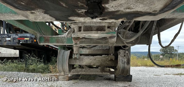 image for item JY9647 McCloskey MCB 621 RE  trommel screen