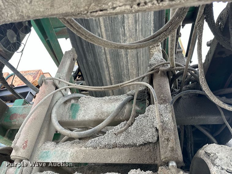 image for item JY9647 McCloskey MCB 621 RE  trommel screen