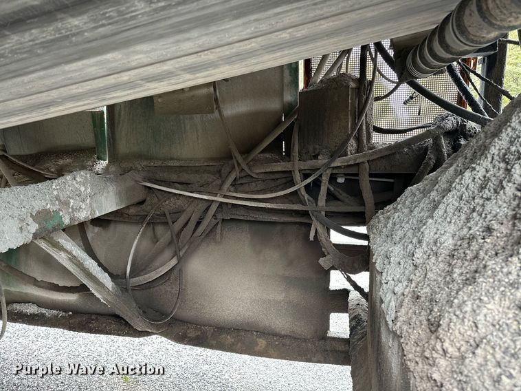 image for item JY9647 McCloskey MCB 621 RE  trommel screen