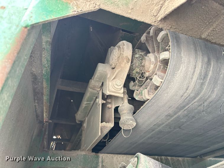 image for item JY9647 McCloskey MCB 621 RE  trommel screen