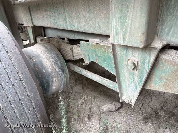 image for item JY9647 McCloskey MCB 621 RE  trommel screen