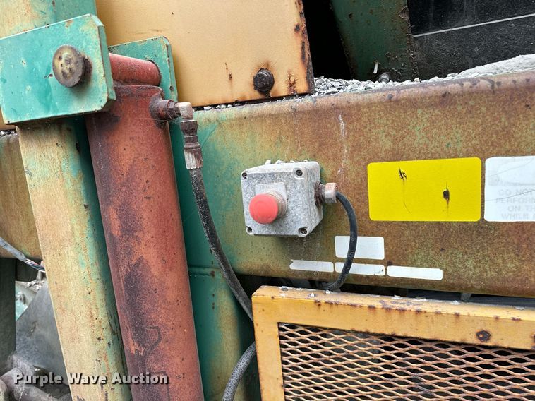 image for item JY9647 McCloskey MCB 621 RE  trommel screen