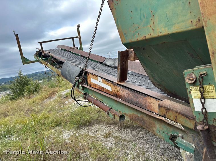 image for item JY9647 McCloskey MCB 621 RE  trommel screen