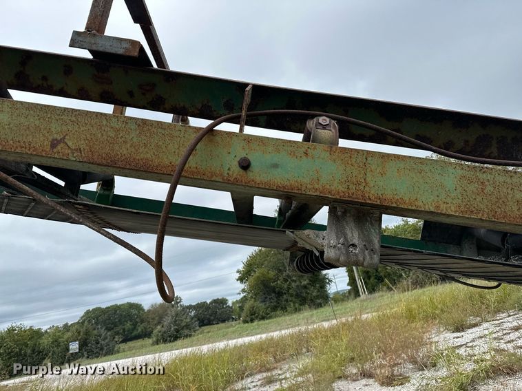 image for item JY9647 McCloskey MCB 621 RE  trommel screen