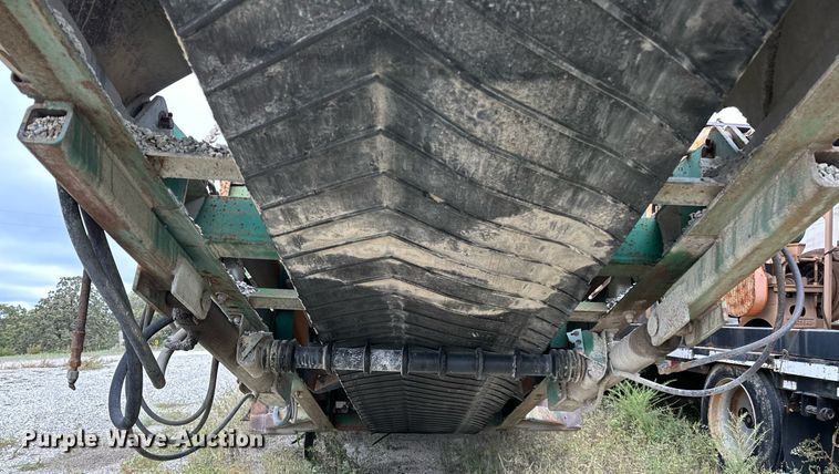 image for item JY9647 McCloskey MCB 621 RE  trommel screen