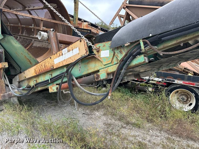 image for item JY9647 McCloskey MCB 621 RE  trommel screen