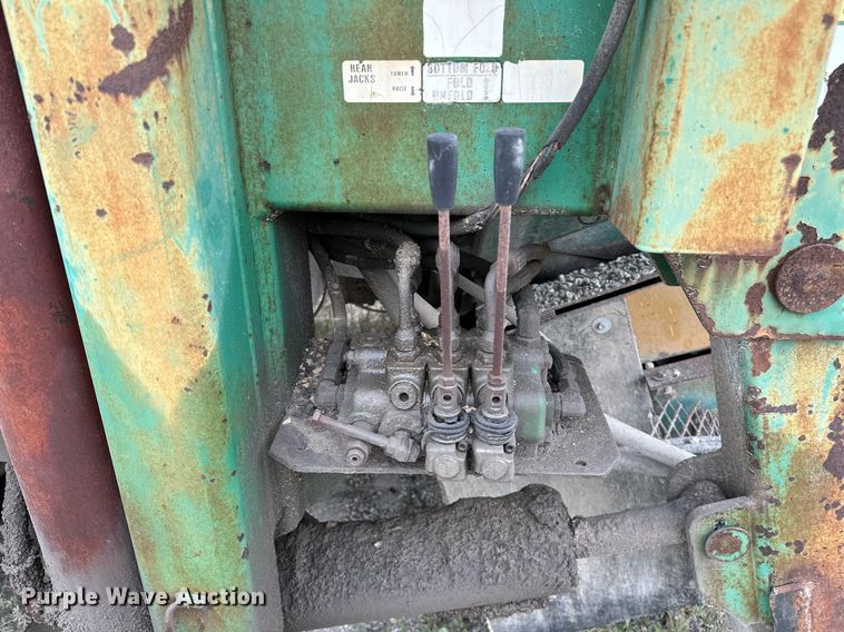 image for item JY9647 McCloskey MCB 621 RE  trommel screen