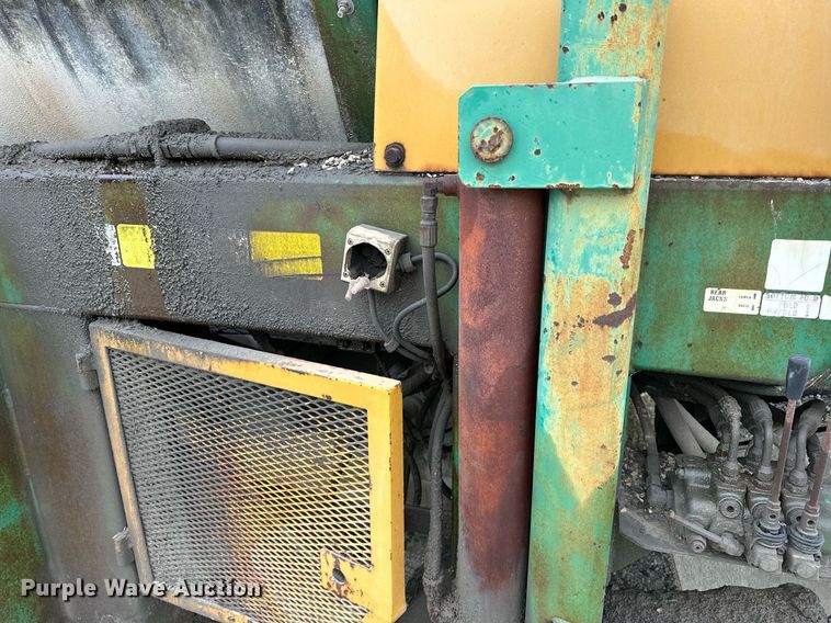 image for item JY9647 McCloskey MCB 621 RE  trommel screen