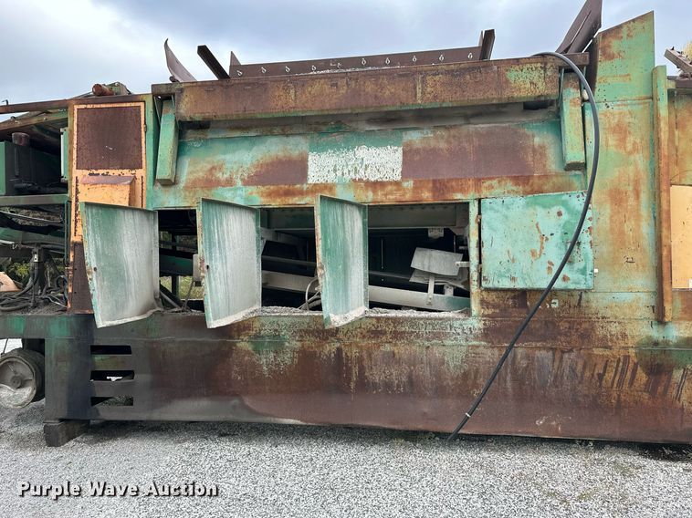 image for item JY9647 McCloskey MCB 621 RE  trommel screen