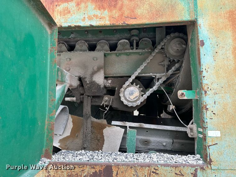 image for item JY9647 McCloskey MCB 621 RE  trommel screen