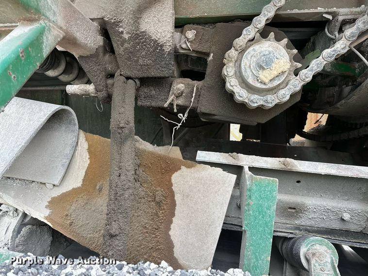 image for item JY9647 McCloskey MCB 621 RE  trommel screen