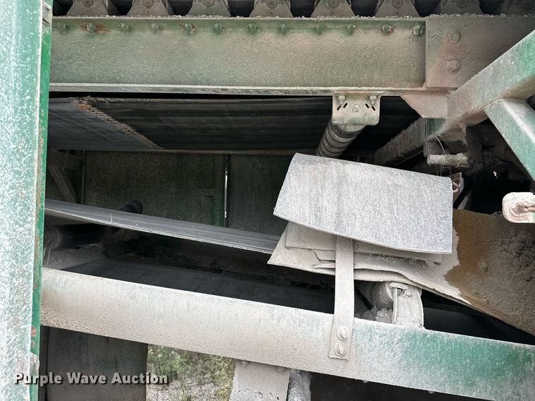 image for item JY9647 McCloskey MCB 621 RE  trommel screen