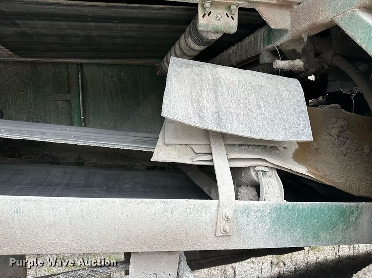 image for item JY9647 McCloskey MCB 621 RE  trommel screen