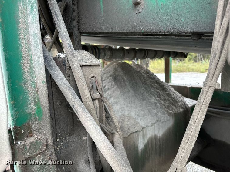 image for item JY9647 McCloskey MCB 621 RE  trommel screen