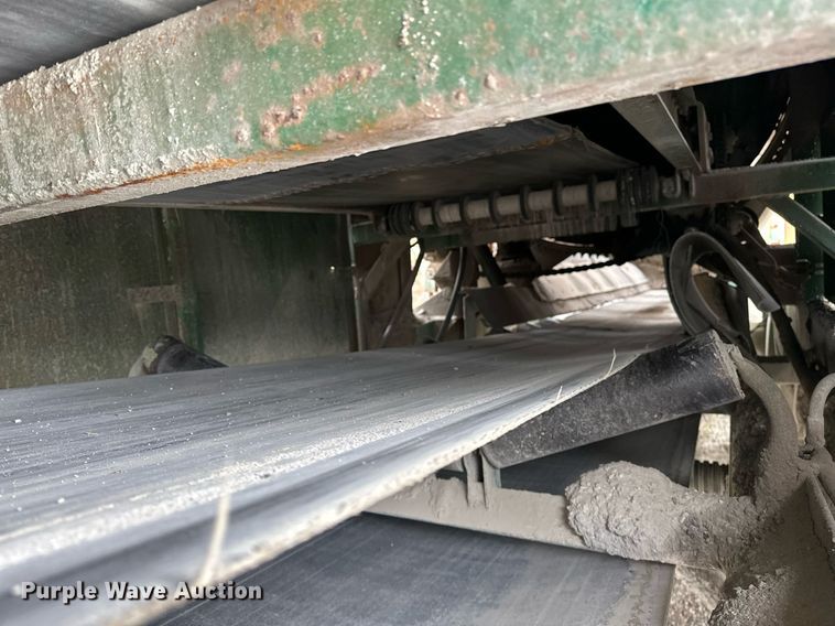 image for item JY9647 McCloskey MCB 621 RE  trommel screen