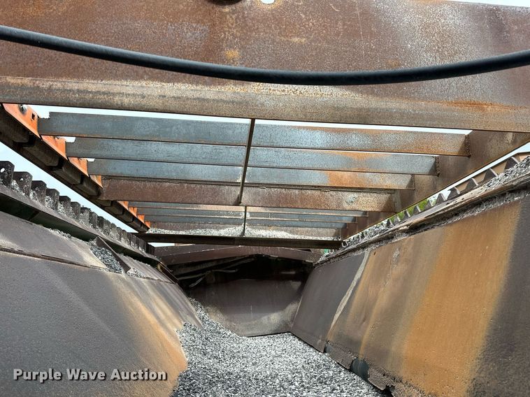 image for item JY9647 McCloskey MCB 621 RE  trommel screen