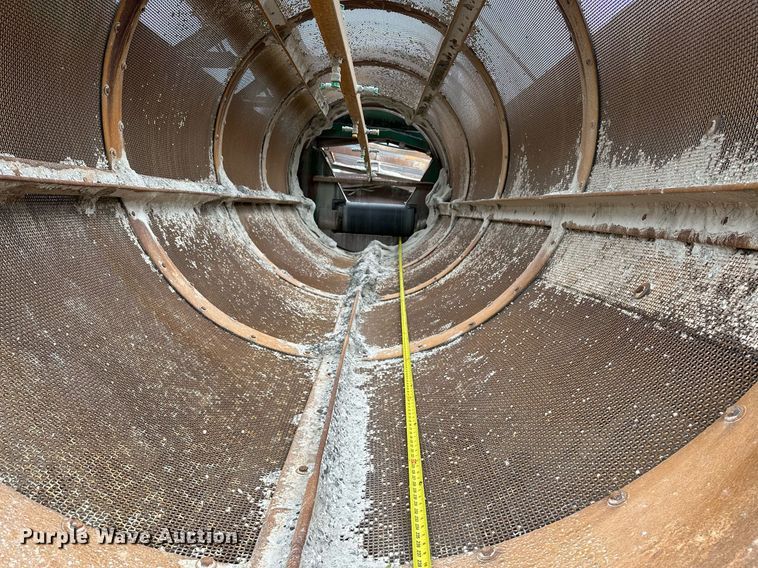 image for item JY9647 McCloskey MCB 621 RE  trommel screen