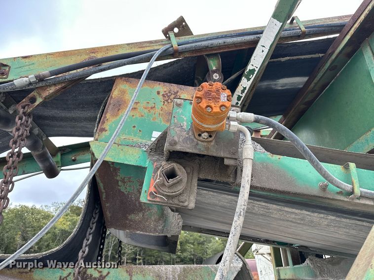 image for item JY9647 McCloskey MCB 621 RE  trommel screen