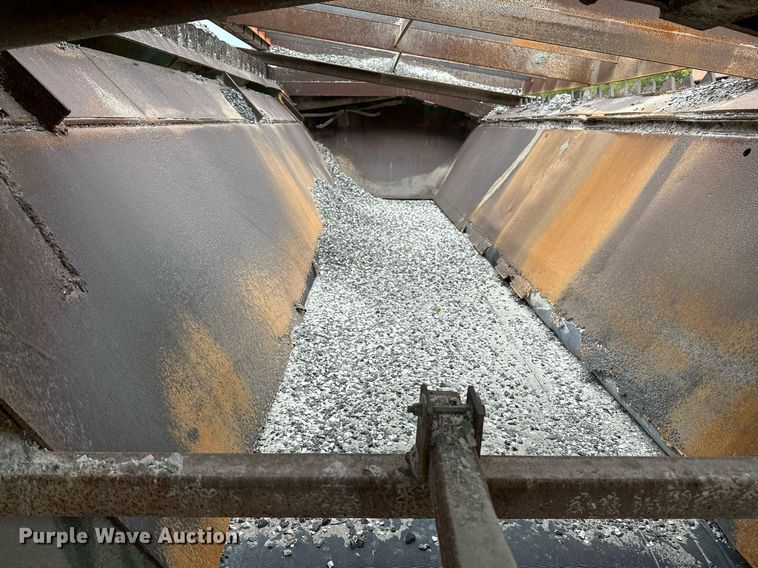 image for item JY9647 McCloskey MCB 621 RE  trommel screen