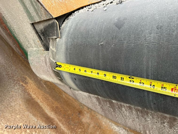 image for item JY9647 McCloskey MCB 621 RE  trommel screen