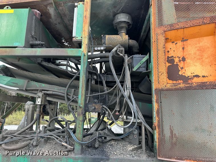 image for item JY9647 McCloskey MCB 621 RE  trommel screen