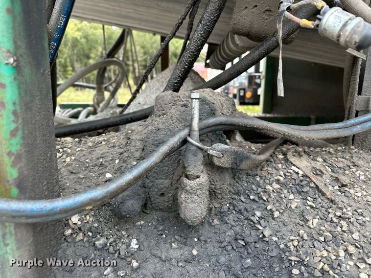 image for item JY9647 McCloskey MCB 621 RE  trommel screen