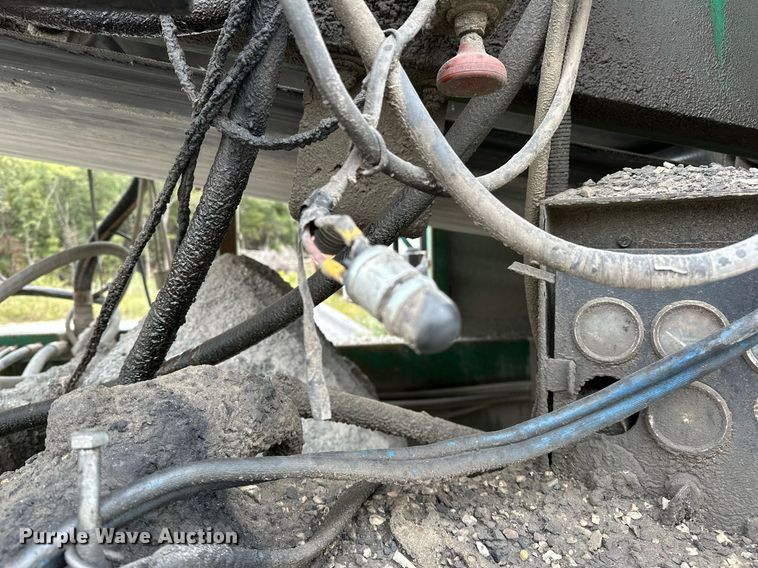 image for item JY9647 McCloskey MCB 621 RE  trommel screen