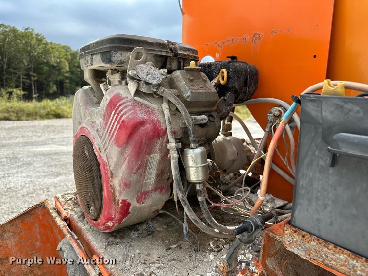 image for item JY9648 1991 Ford L9000  spreader truck