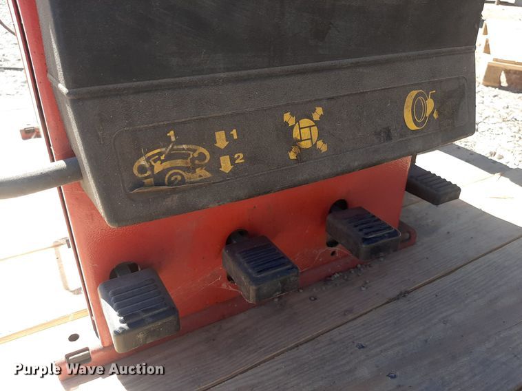 image for item KD9241 Bosch TC326S  tire changing machine