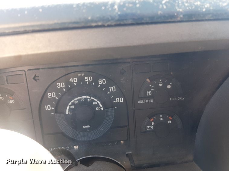 image for item KD9246 1991 Chevrolet C3500  box truck