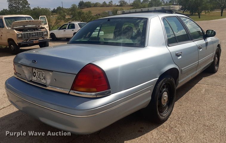 image for item KD9247 2003 Ford Crown Victoria Police Interceptor