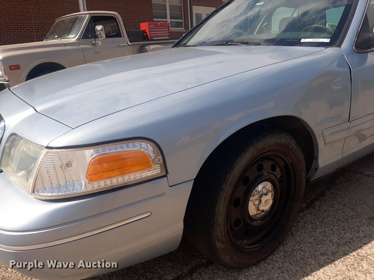 image for item KD9247 2003 Ford Crown Victoria Police Interceptor