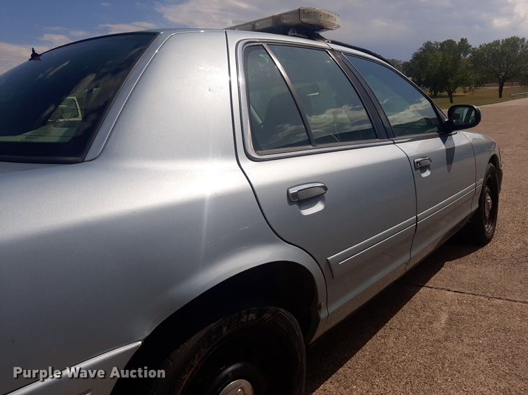 image for item KD9247 2003 Ford Crown Victoria Police Interceptor