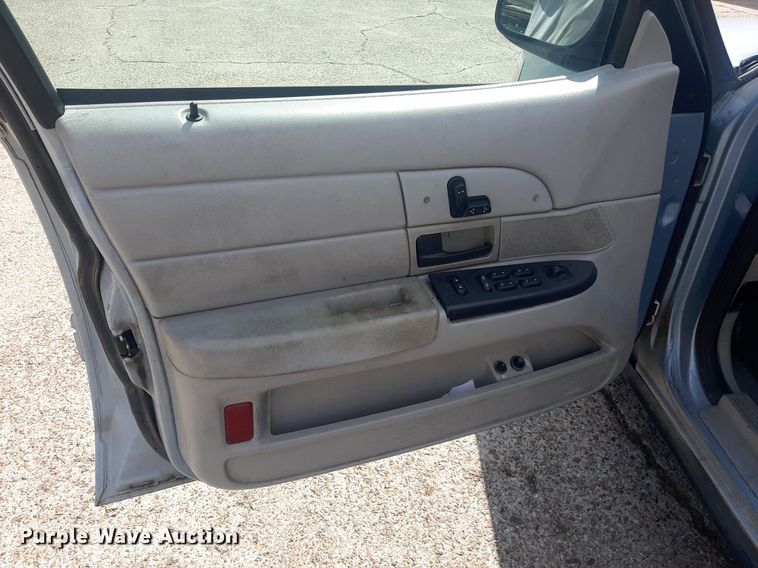 image for item KD9247 2003 Ford Crown Victoria Police Interceptor