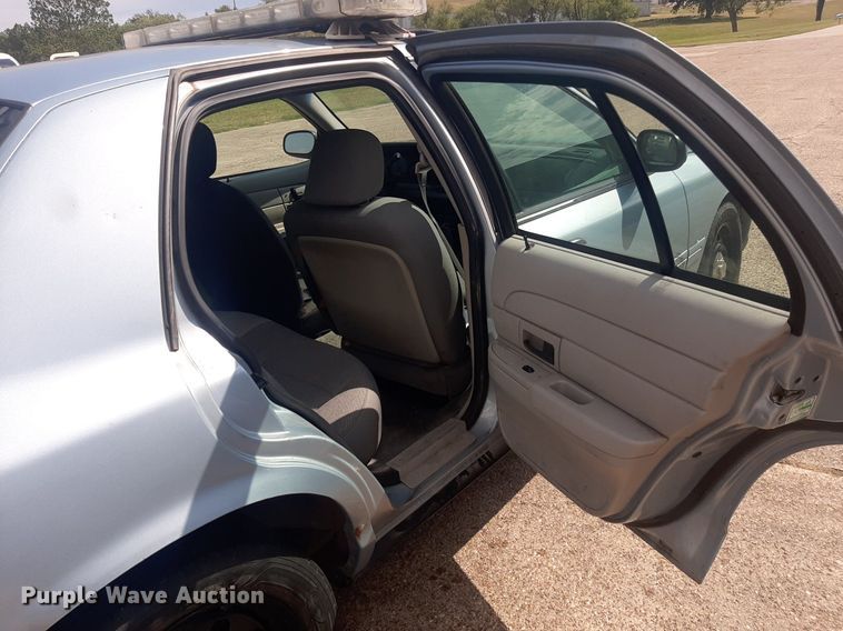 image for item KD9247 2003 Ford Crown Victoria Police Interceptor