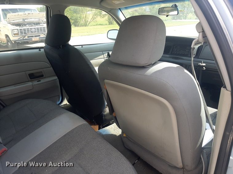 image for item KD9247 2003 Ford Crown Victoria Police Interceptor