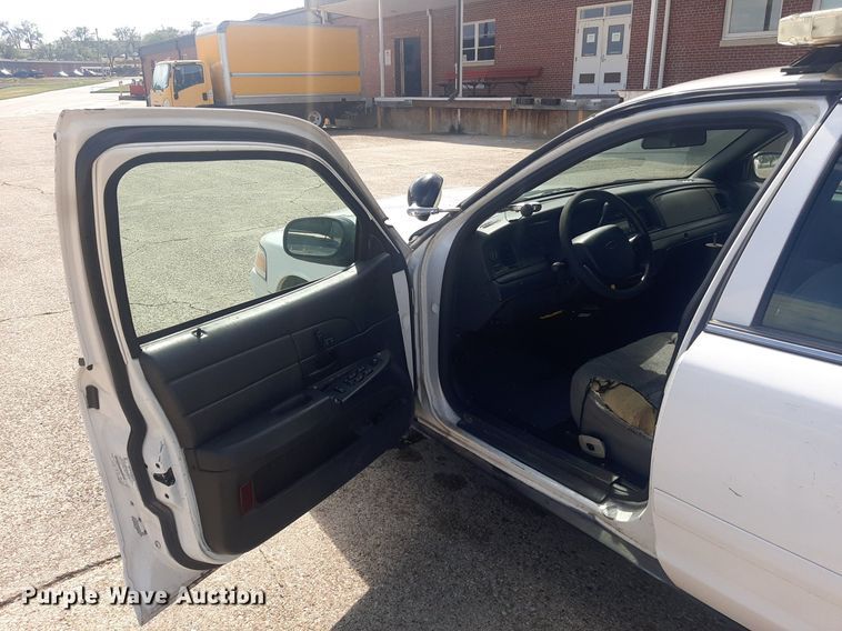 image for item KD9248 2007 Ford Crown Victoria Police Interceptor