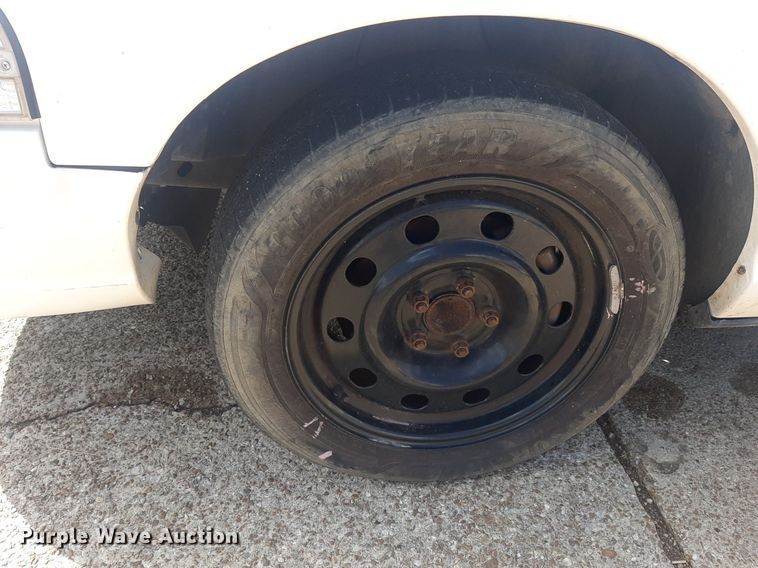 image for item KD9248 2007 Ford Crown Victoria Police Interceptor