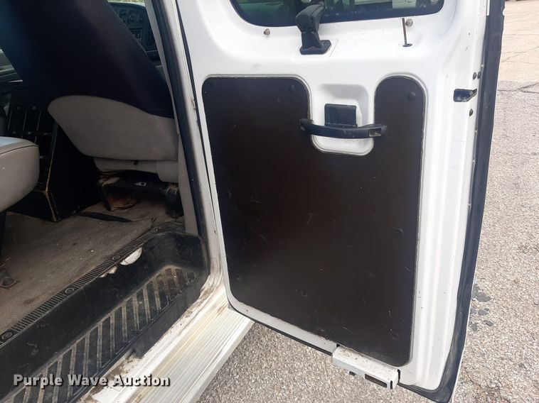 image for item KD9249 1999 Ford E350  van