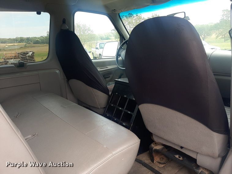 image for item KD9249 1999 Ford E350  van