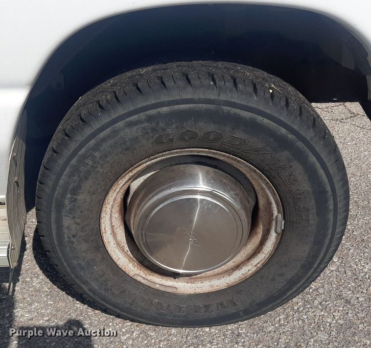 image for item KD9249 1999 Ford E350  van