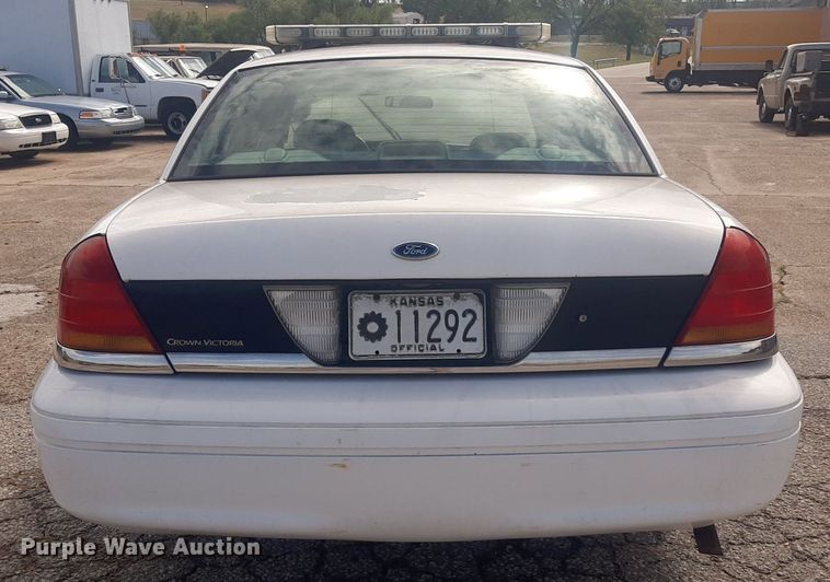 image for item KD9251 2001 Ford Crown Victoria
