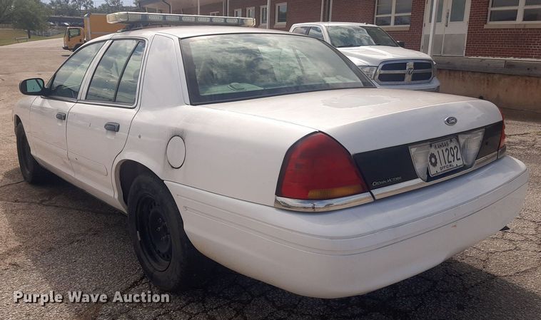 image for item KD9251 2001 Ford Crown Victoria