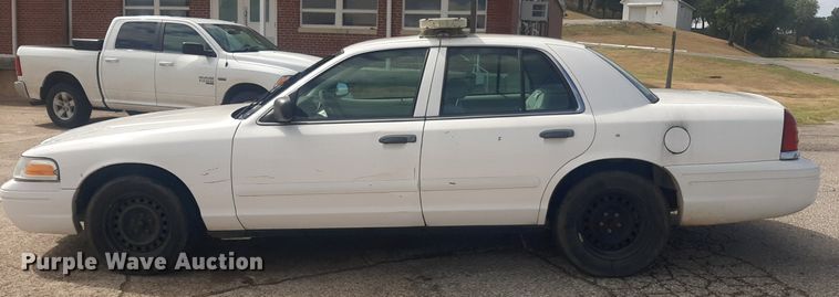 image for item KD9251 2001 Ford Crown Victoria