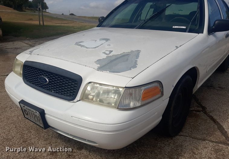 image for item KD9251 2001 Ford Crown Victoria