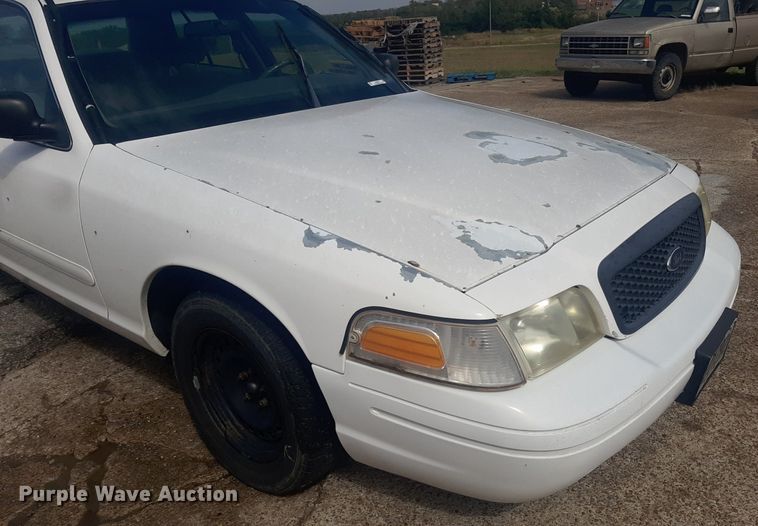 image for item KD9251 2001 Ford Crown Victoria