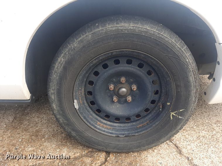 image for item KD9251 2001 Ford Crown Victoria