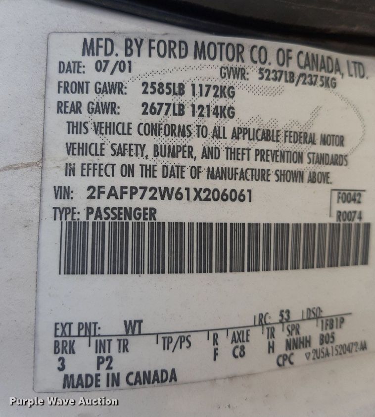 image for item KD9251 2001 Ford Crown Victoria