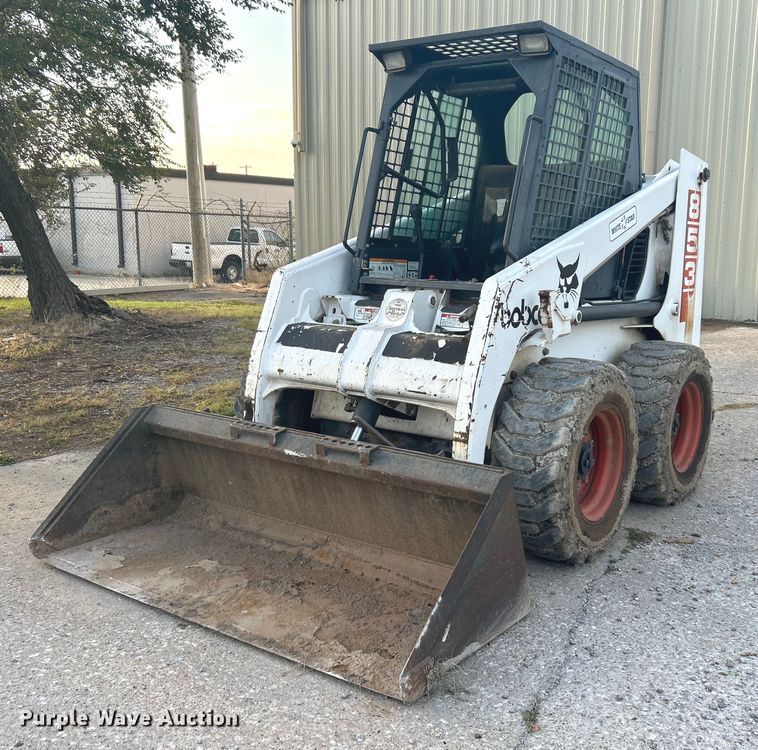 image for item KH9489 1993 Bobcat 853  skid steer loader